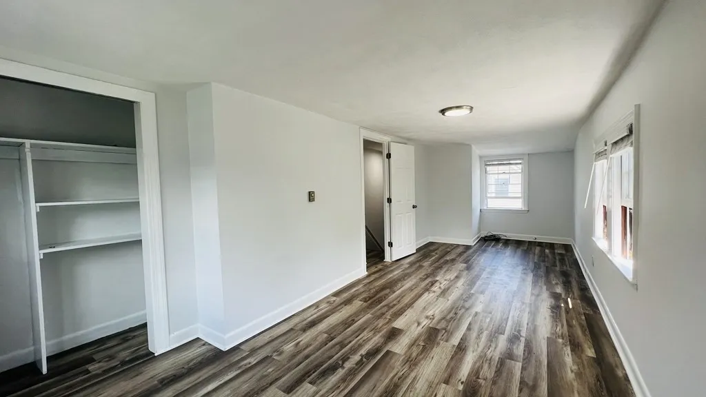 3 bed, 1 bath apartment for rent at 5 Hawthorne Park Unit 3, West Cambridge — photo 8 of 10