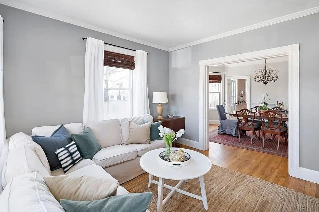 2 bed, 1 bath apartment for rent at 5 Henry St Unit 1, Belmont — photo 4 of 19