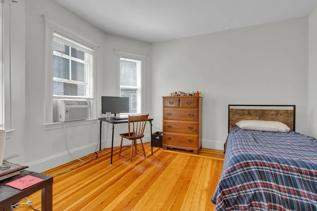 2 bed, 1 bath apartment for rent at 5 Hollis Park Unit 5, Cambridge — photo 8 of 11