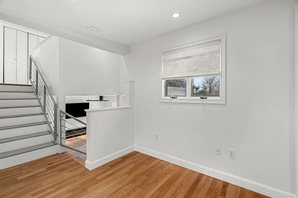 2 bed, 1 bath apartment for rent at 5 I St Unit 2, Plum Island — photo 22 of 36