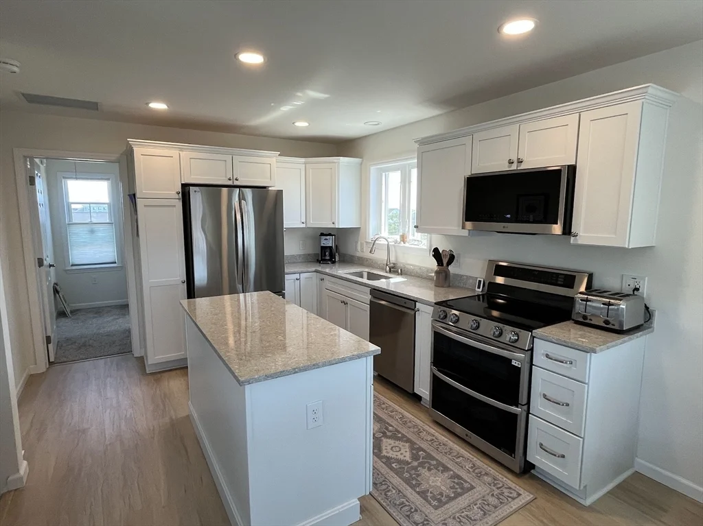 3 bed, 3 bath apartment for rent at 5 K St Unit WINTER, Plum Island — photo 4 of 27