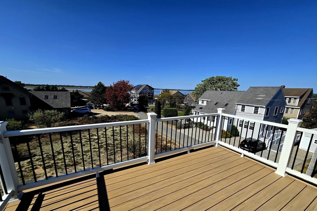 3 bed, 3 bath apartment for rent at 5 K St Unit WINTER, Plum Island — photo 25 of 27