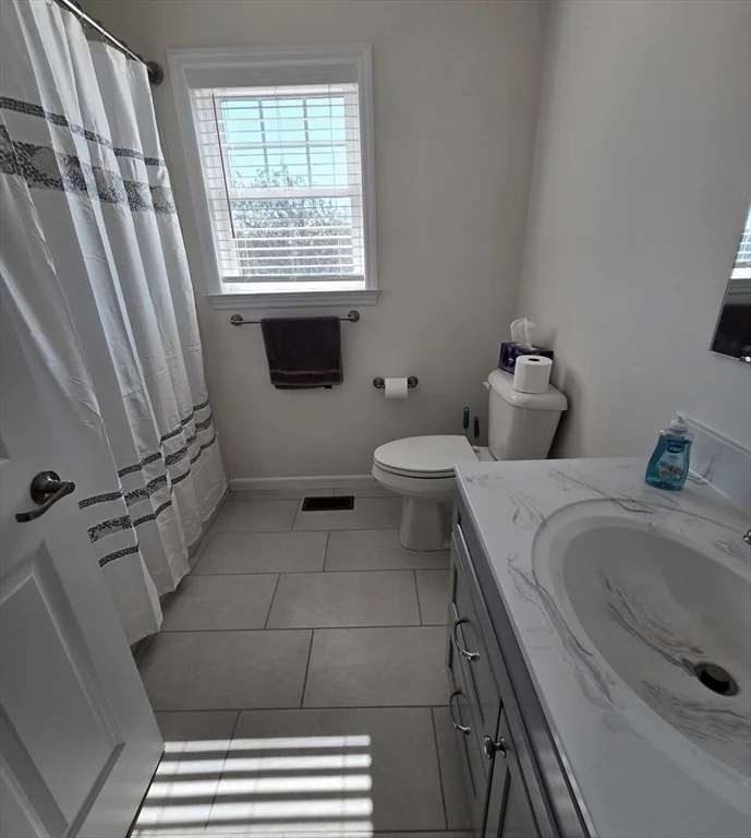 3 bed, 3 bath apartment for rent at 5 K St Unit WINTER, Plum Island — photo 15 of 27
