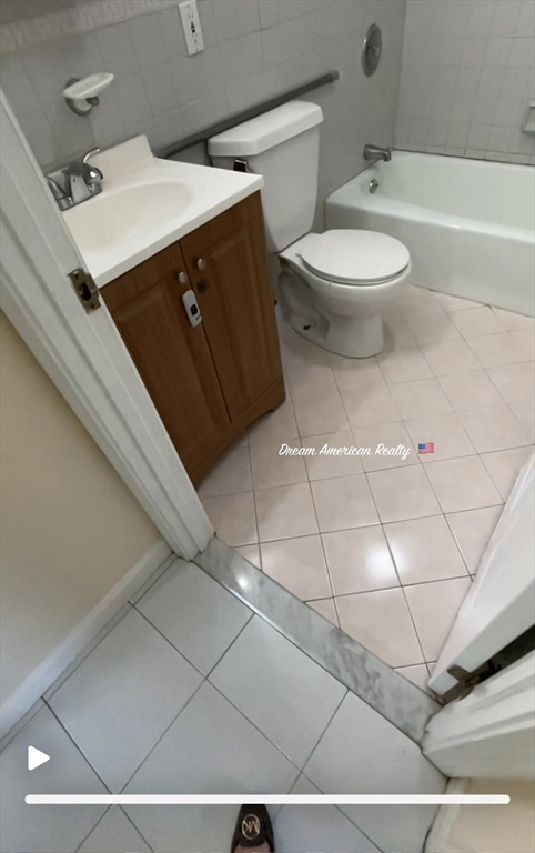 1 bed, 1 bath apartment for rent at 5 Kenmar Dr Unit 23, Billerica — photo 13 of 16