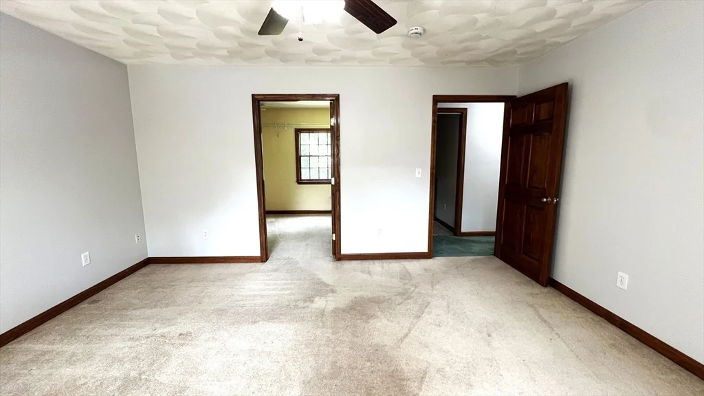 4 bed, 2 bath apartment for rent at 5 Kinney Ave, Burlington — photo 18 of 30
