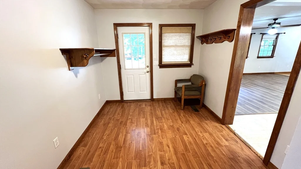 4 bed, 2 bath apartment for rent at 5 Kinney Ave, Burlington — photo 12 of 30