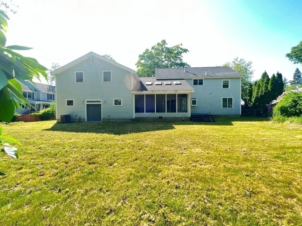 4 bed, 2 bath apartment for rent at 5 Kinney Ave, Burlington — photo 28 of 30