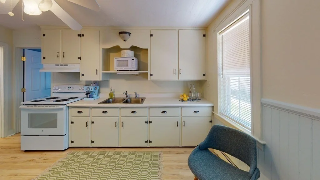 1 bed, 1 bath apartment for rent at 5 Lake St Unit 1R, Webster — photo 7 of 16