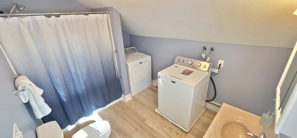 1 bed, 1 bath apartment for rent at 5 Lake St Unit 2, Webster — photo 15 of 18
