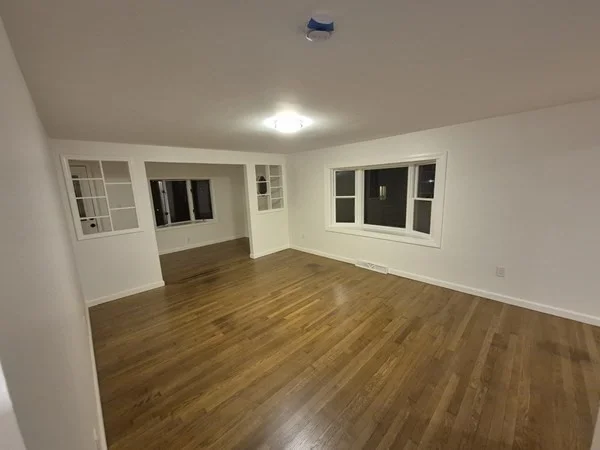 2 bed, 1 bath apartment for rent at 5 Lakeview Ave, Peabody — photo 10 of 19