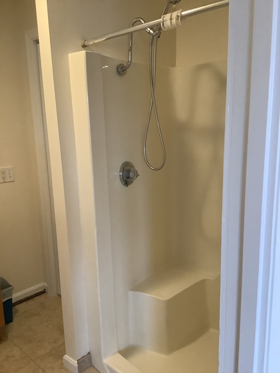 1 bed, 1 bath apartment for rent at 5 Lakemans Ln, Ipswich — photo 13 of 17