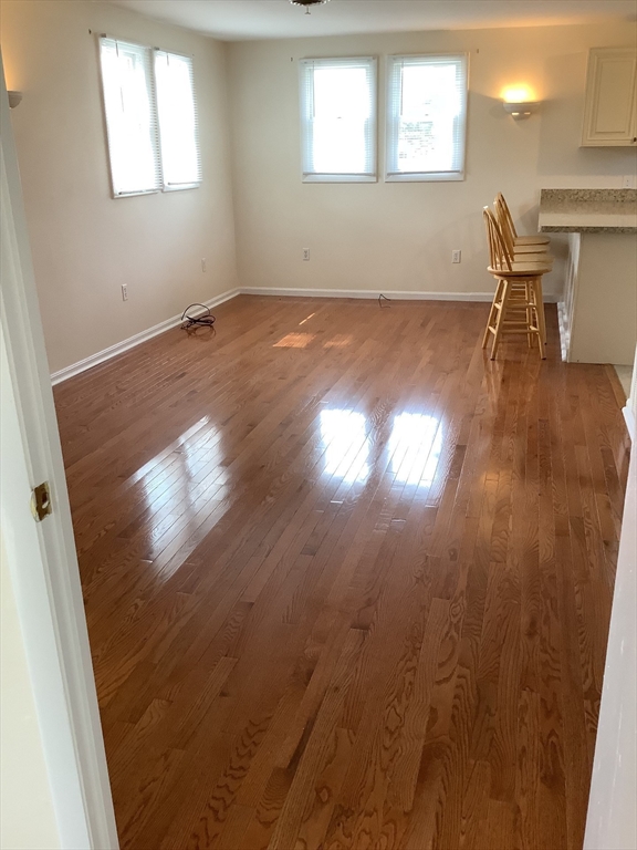 1 bed, 1 bath apartment for rent at 5 Lakemans Ln, Ipswich — photo 11 of 17