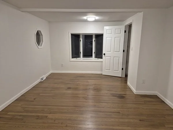 2 bed, 1 bath apartment for rent at 5 Lakeview Ave, Peabody — photo 16 of 21