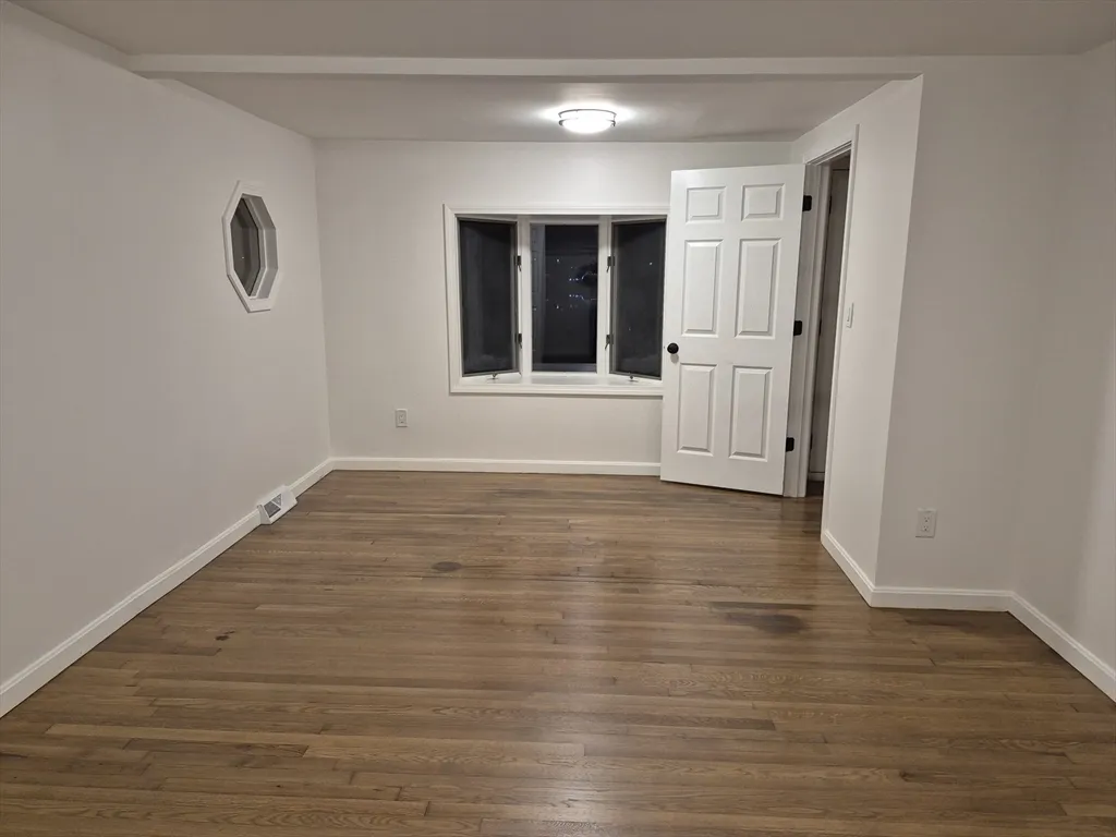 2 bed, 1 bath apartment for rent at 5 Lakeview Ave Unit 5, Peabody — photo 19 of 25