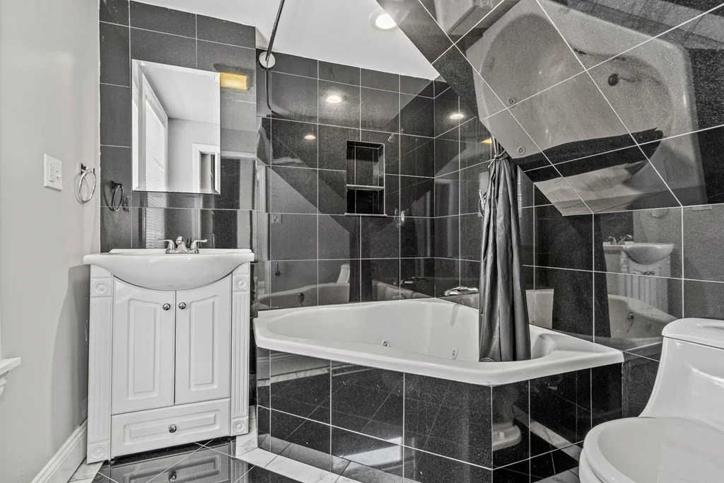 3 bed, 2 bath apartment for rent at 5 Laurel St Unit 2, Everett — photo 14 of 26