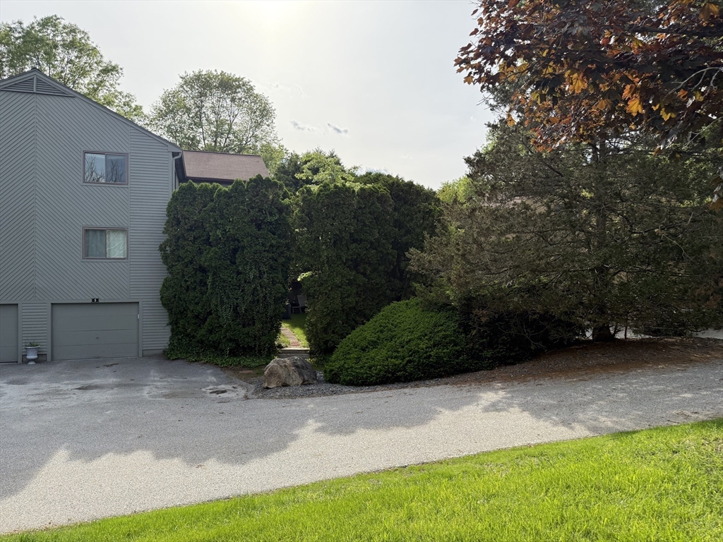 2 bed, 1 bath apartment for rent at 5 Leland Farm Rd Unit 5, Ashland — photo 2 of 15