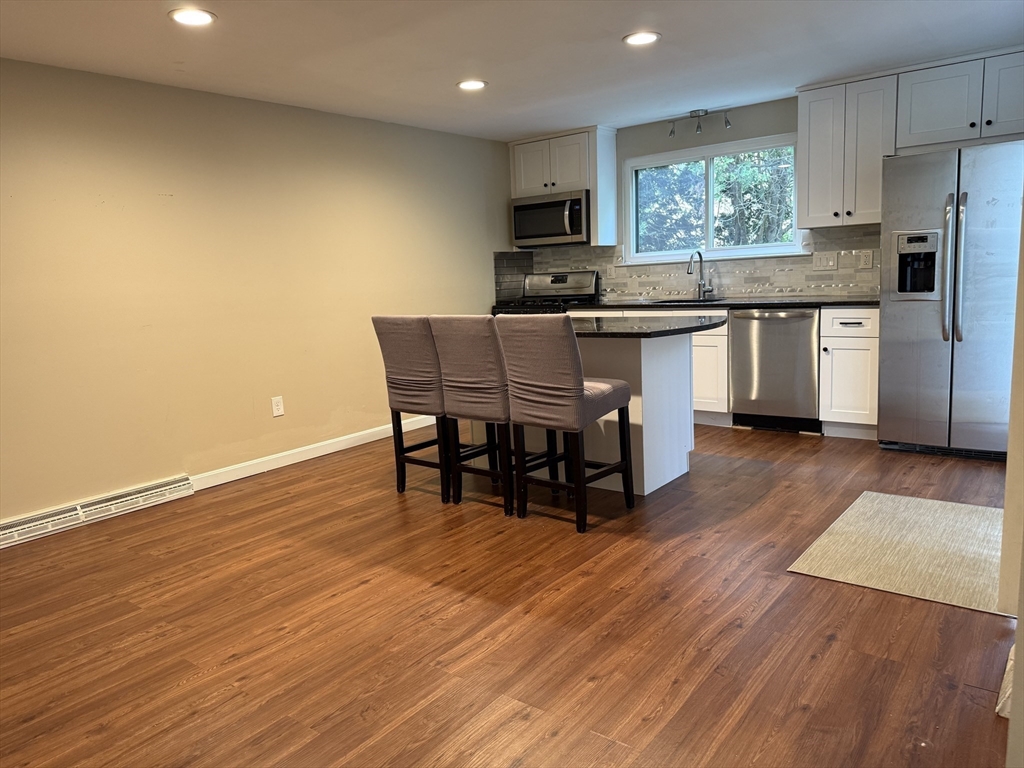 2 bed, 1 bath apartment for rent at 5 Leland Farm Rd Unit 5, Ashland — photo 3 of 15