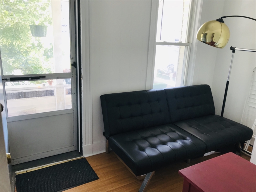 5 bed, 3 bath apartment for rent at 5 Lexington Ave Unit 2, Powder House Square — photo 28 of 30