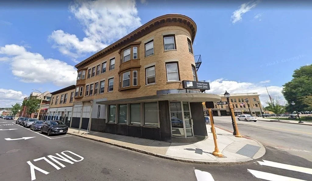 1 bed, 1 bath apartment for rent at 5 Lexington St Unit 5, Clematis Brook — photo 1 of 10