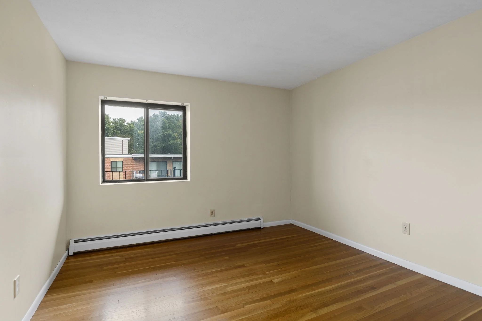 1 bed, 1 bath apartment for rent at 5 Linda Ln Unit 4-4, Dorchester — photo 7 of 15
