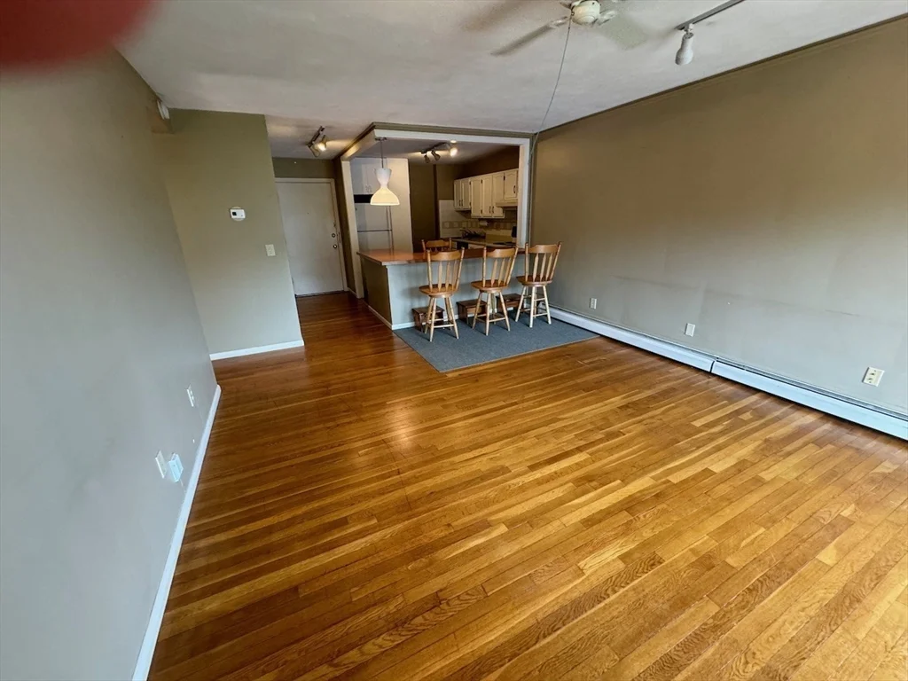2 bed, 1 bath apartment for rent at 5 Linda Ln Unit 4-8, Dorchester — photo 3 of 31