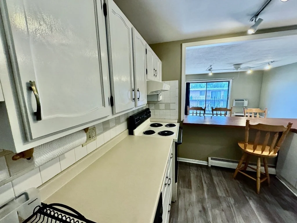 2 bed, 1 bath apartment for rent at 5 Linda Ln Unit 4-8, Dorchester — photo 20 of 31