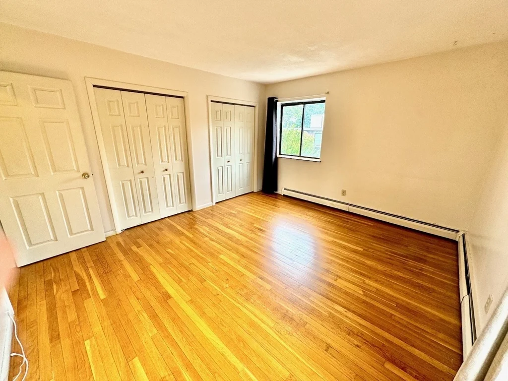 2 bed, 1 bath apartment for rent at 5 Linda Ln Unit 4-8, Dorchester — photo 5 of 31