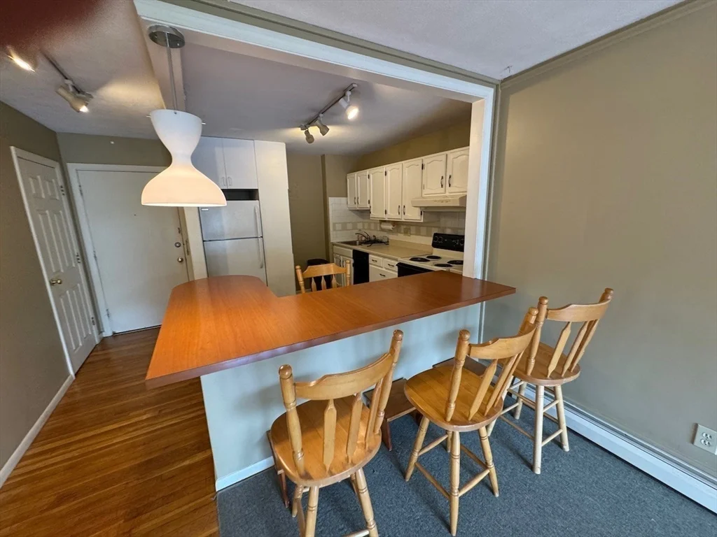 2 bed, 1 bath apartment for rent at 5 Linda Ln Unit 4-8, Dorchester — photo 2 of 31