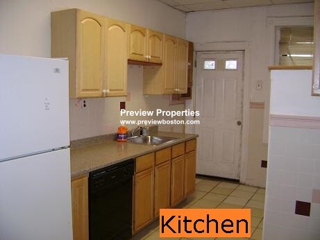 5 bed, 2 bath apartment for rent at 5 Linden Unit 1P, Allston