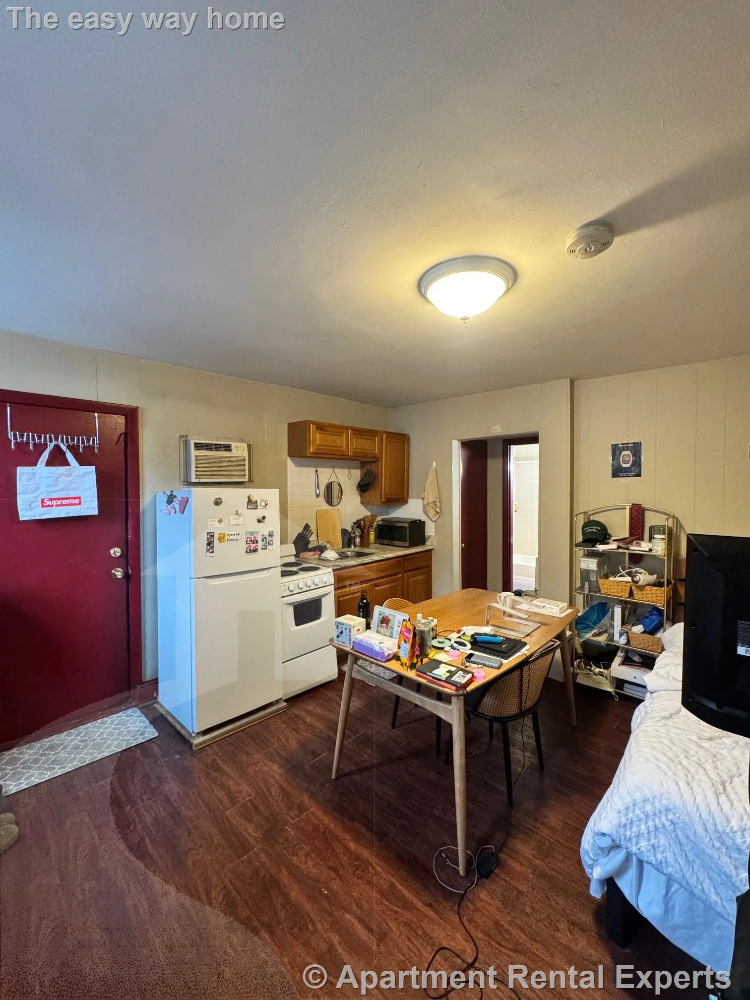 Studio bed, 1 bath apartment for rent at 5 Line St Unit 1A, Ward Two