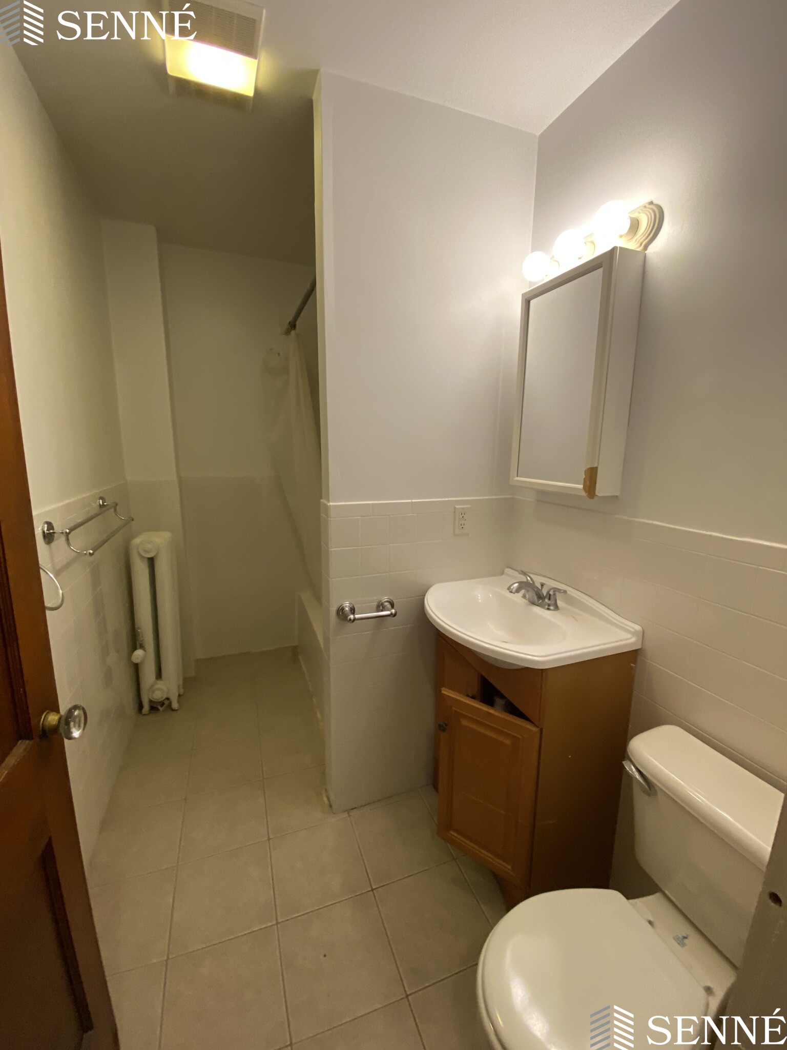 2 bed, 1 bath apartment for rent at 5 Linnaean St Unit 2, Neighborhood Nine — photo 5 of 12