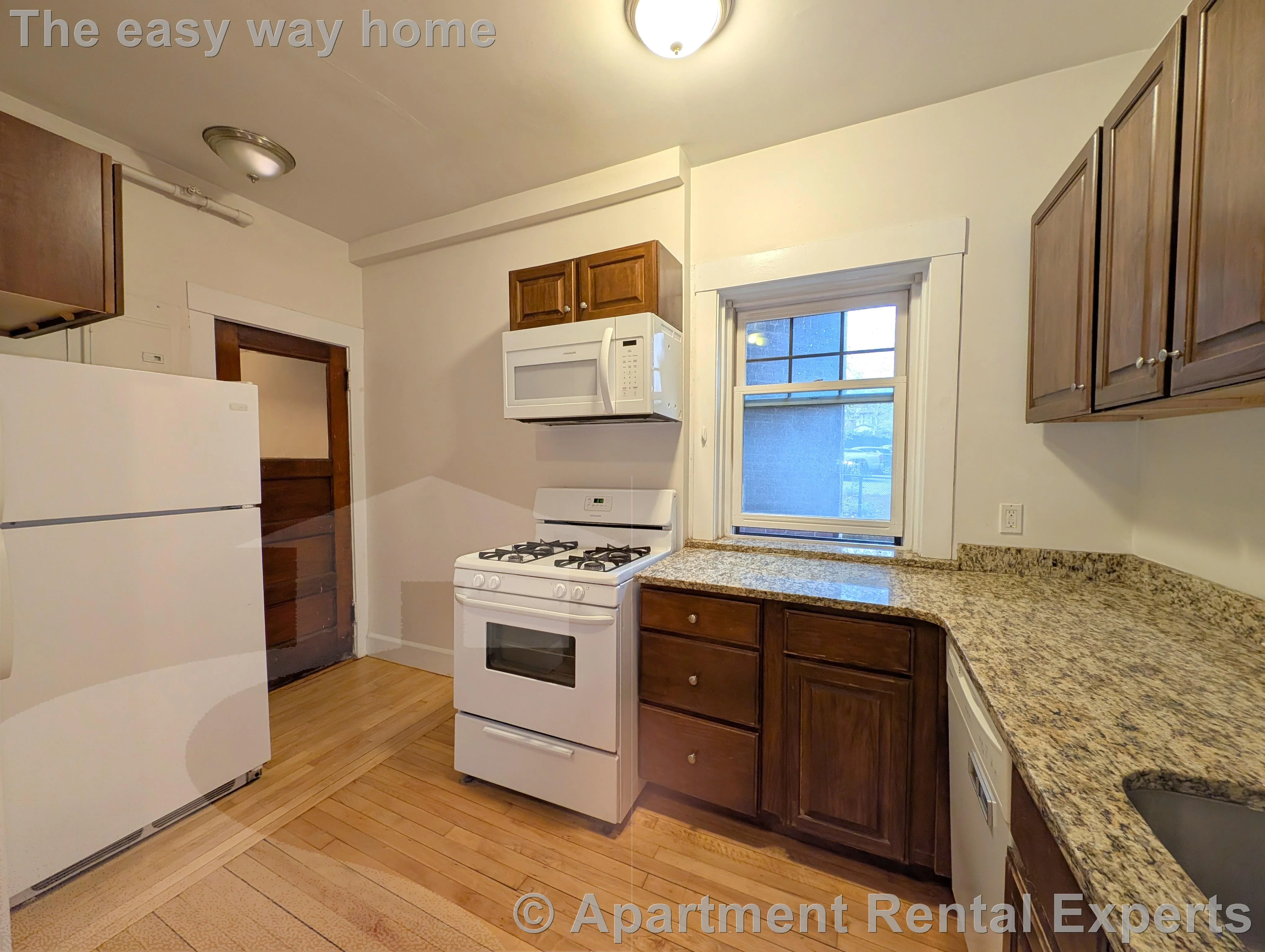 2 bed, 1 bath apartment for rent at 5 Linnaean St Unit 5, Porter Square — photo 2 of 13