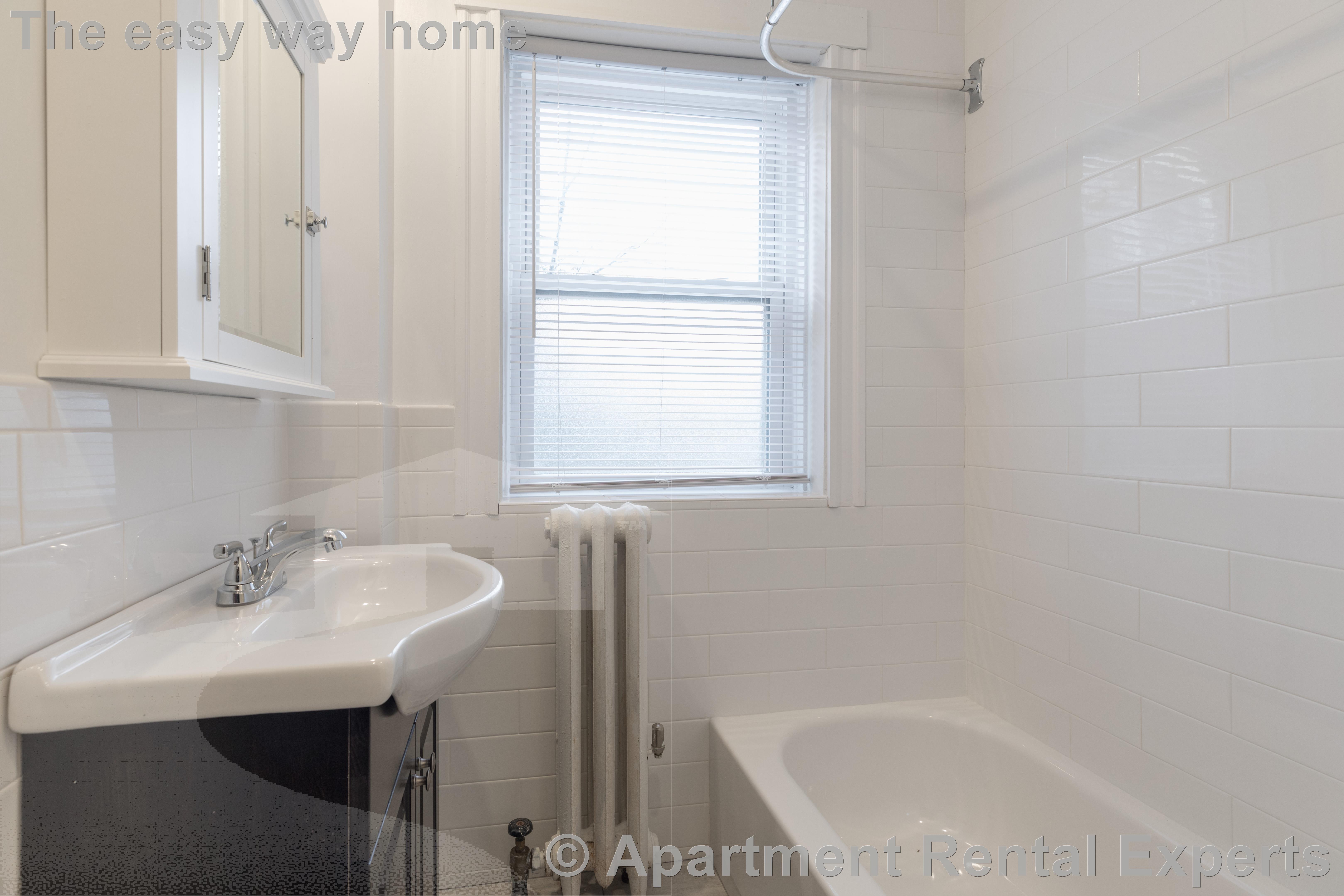 1 bed, 1 bath apartment for rent at 5 Linnaean St Unit 6, Porter Square — photo 5 of 11