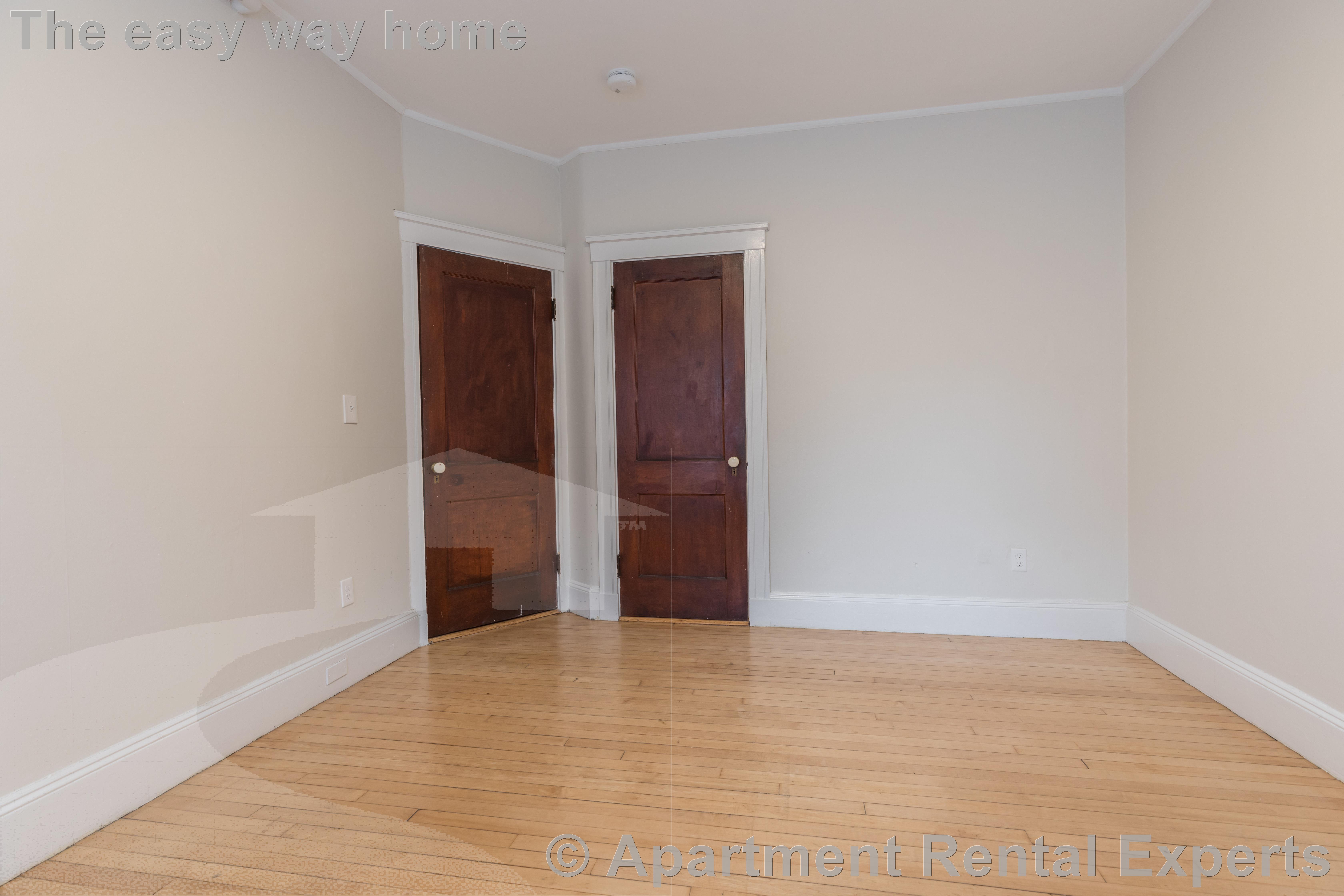 1 bed, 1 bath apartment for rent at 5 Linnaean St Unit 6, Porter Square — photo 6 of 11