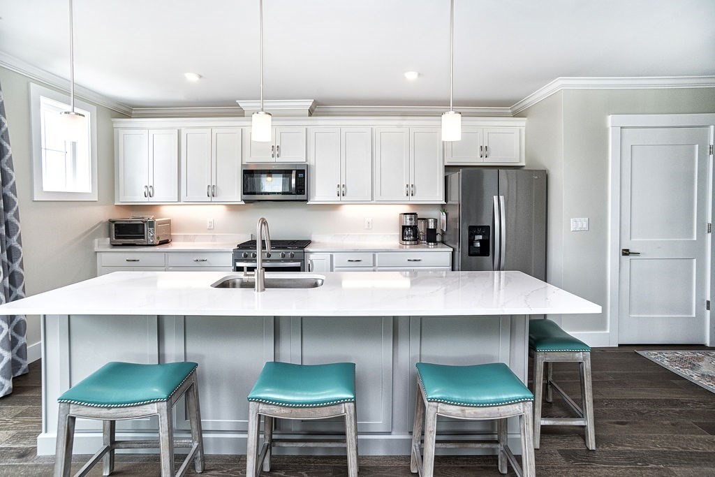 2 bed, 2 bath apartment for rent at 5 Longview Dr Unit 207, Atkinson — photo 11 of 31