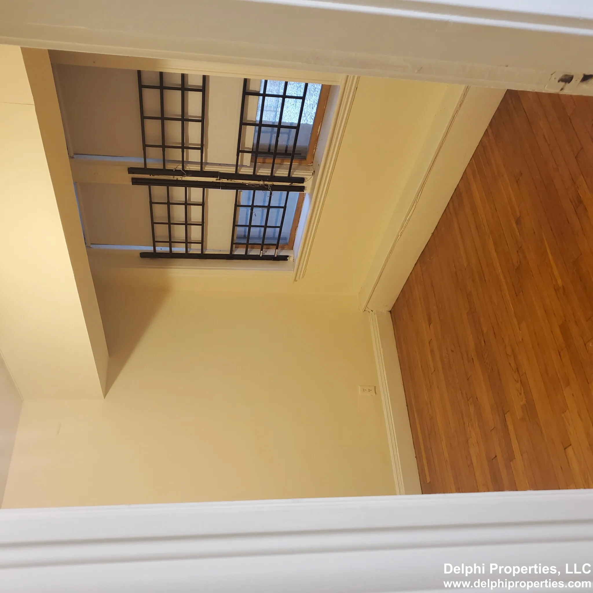 2 bed, 1 bath apartment for rent at 5 Lothian Rd Unit 1, Brighton — photo 5 of 13