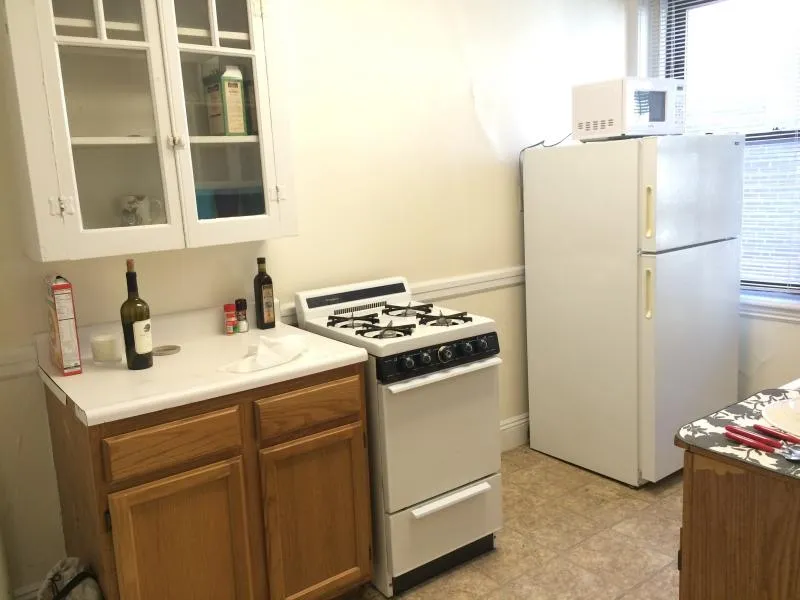 1 bed, 1 bath apartment for rent at 5 Lothian Rd Unit 33, Brighton — photo 4 of 7