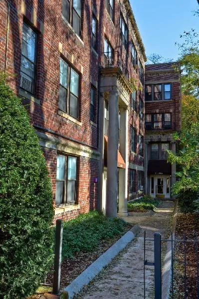 1 bed, 1 bath apartment for rent at 5 Lothian Rd Unit 43, Brighton — photo 14 of 17