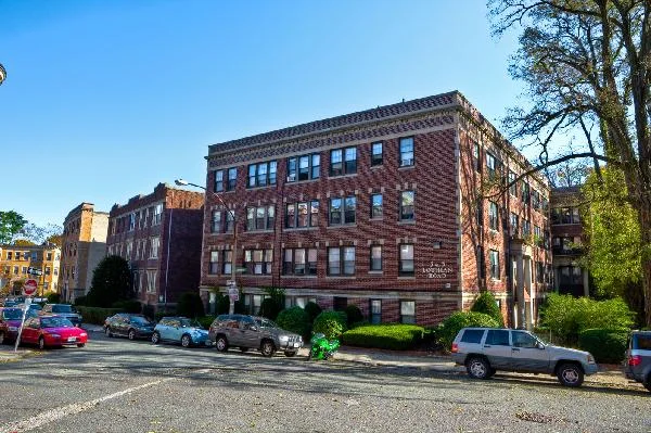 1 bed, 1 bath apartment for rent at 5 Lothian Rd Unit 43, Brighton — photo 16 of 17