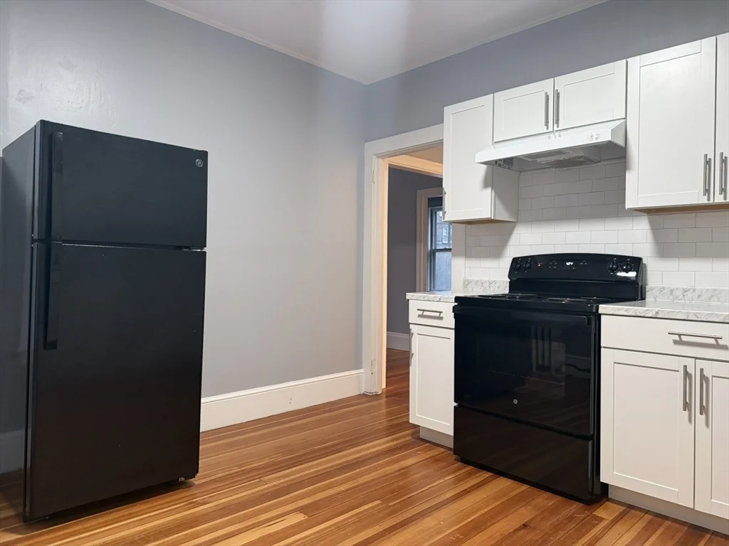 2 bed, 1 bath apartment for rent at 5 Lothrop St Unit 1F, Downtown — photo 2 of 14