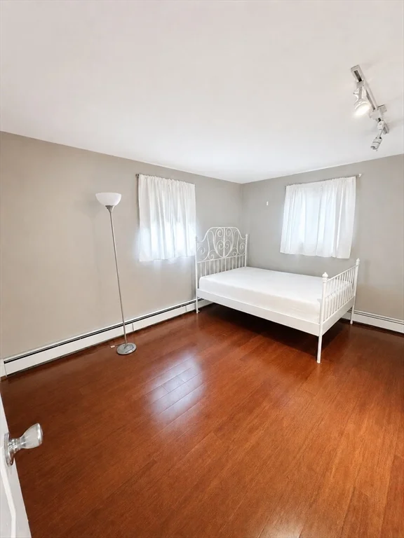 3 bed, 1 bath apartment for rent at 5 Louis Rd Unit 0, Framingham — photo 10 of 11