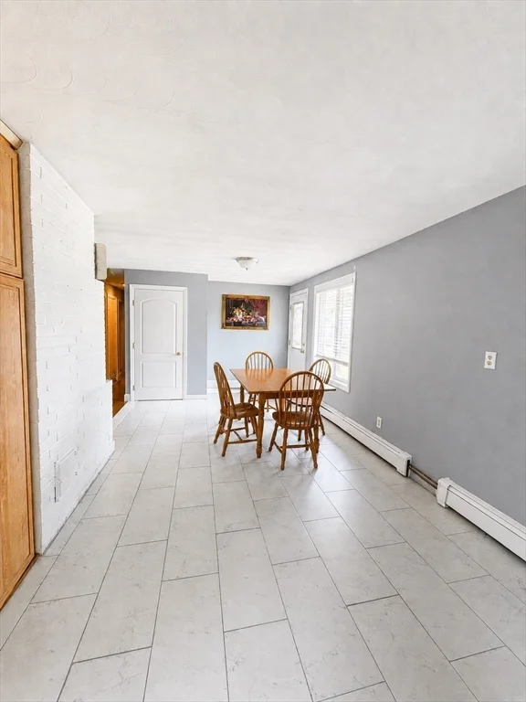 3 bed, 1 bath apartment for rent at 5 Louis Rd Unit 0, Framingham — photo 3 of 11