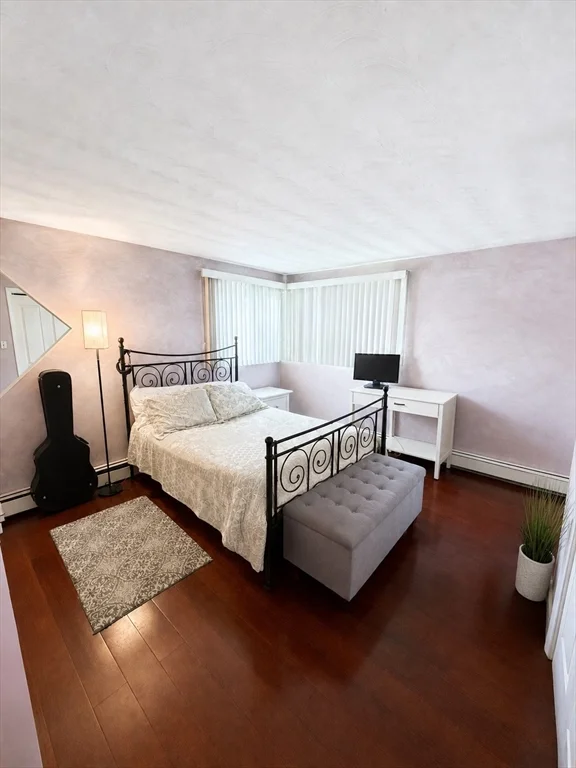 3 bed, 1 bath apartment for rent at 5 Louis Rd Unit 0, Framingham — photo 9 of 11