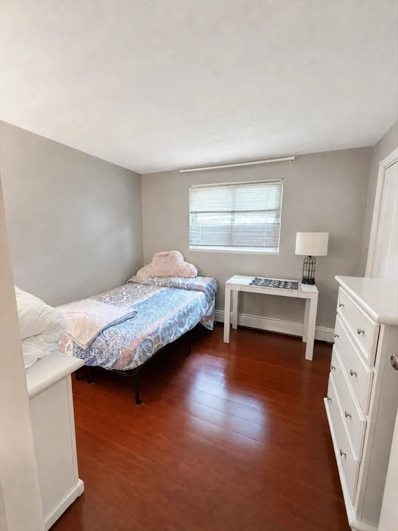 3 bed, 1 bath apartment for rent at 5 Louis Rd Unit 0, Framingham — photo 8 of 11