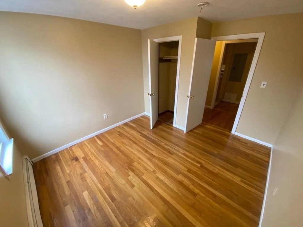 4 bed, 2 bath apartment for rent at 5 Lowden Unit 2, Powder House Square — photo 9 of 20