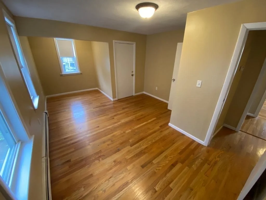 4 bed, 2 bath apartment for rent at 5 Lowden Unit 2, Powder House Square — photo 8 of 20