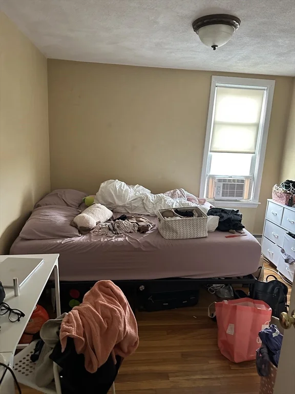 4 bed, 2 bath apartment for rent at 5 Lowden Unit 2, Powder House Square — photo 12 of 20