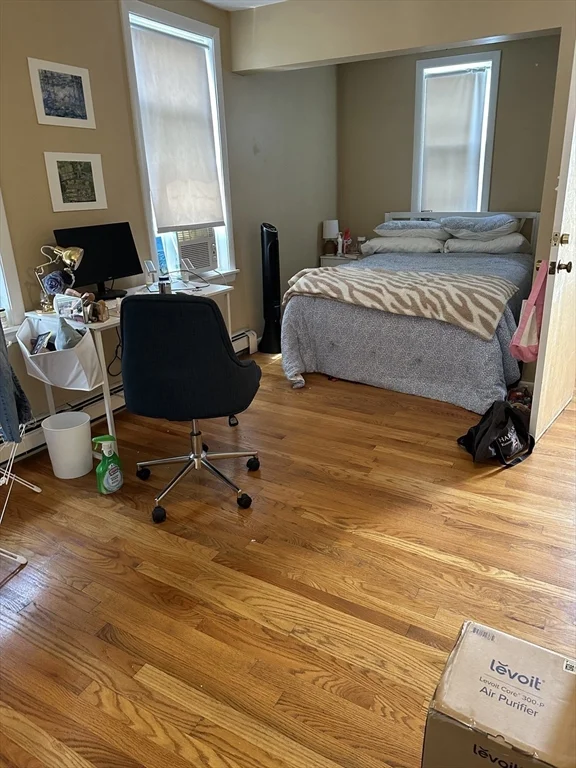 4 bed, 2 bath apartment for rent at 5 Lowden Unit 2, Powder House Square — photo 13 of 20