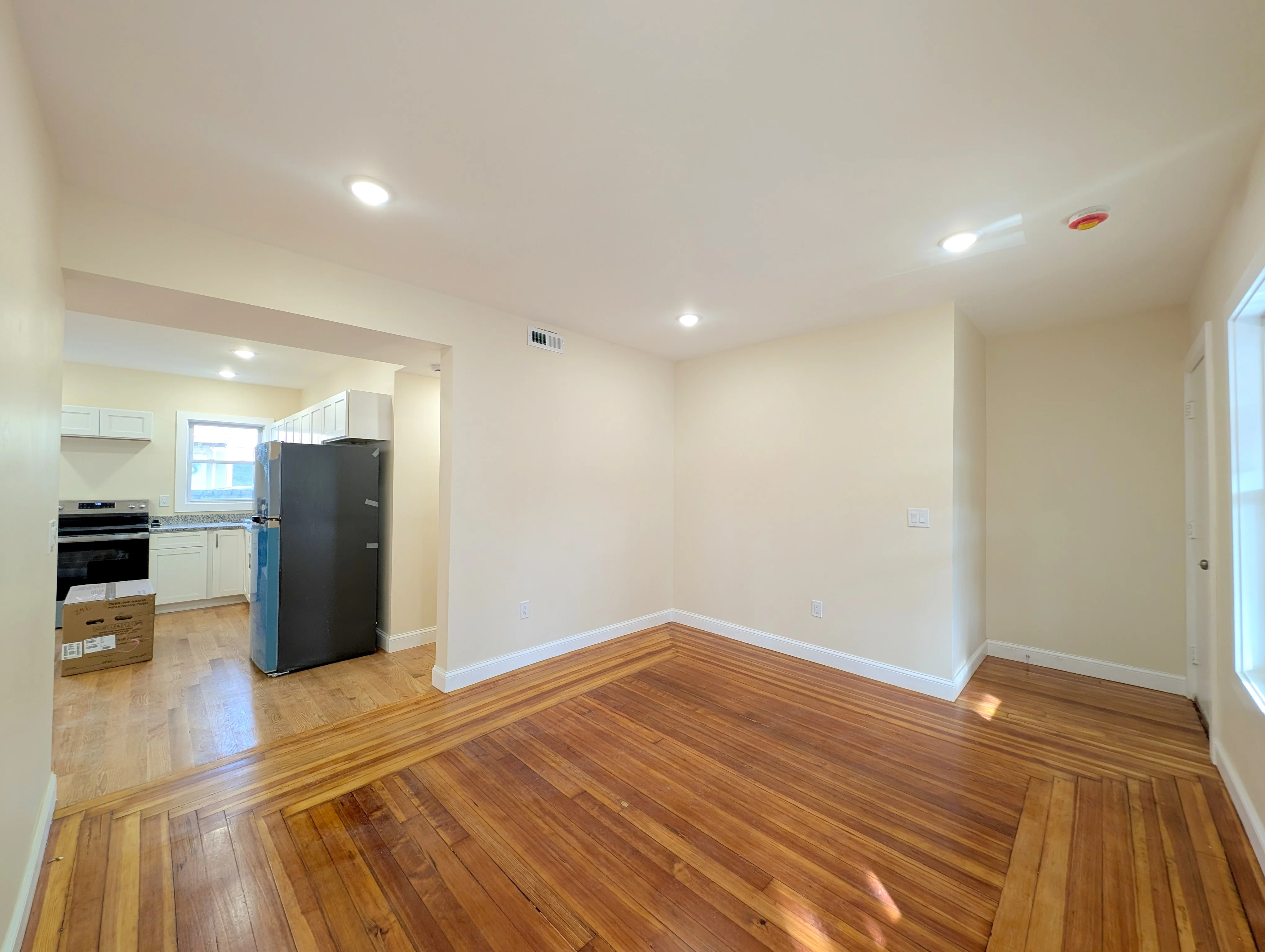 3 bed, 2 bath apartment for rent at 5 Lowell Circle Unit 1, Spring Hill — photo 6 of 17