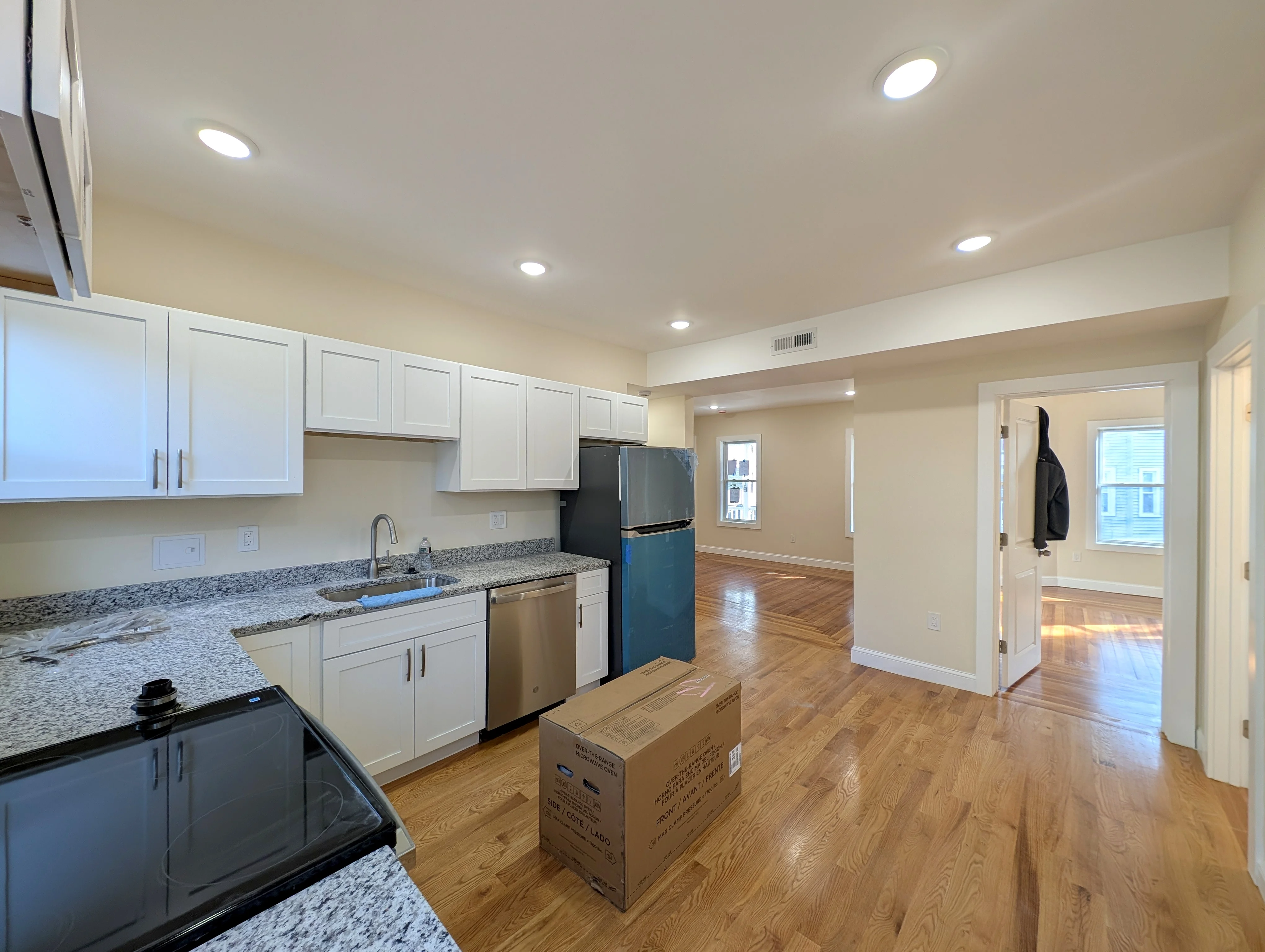 3 bed, 2 bath apartment for rent at 5 Lowell Circle Unit 1, Spring Hill — photo 3 of 17